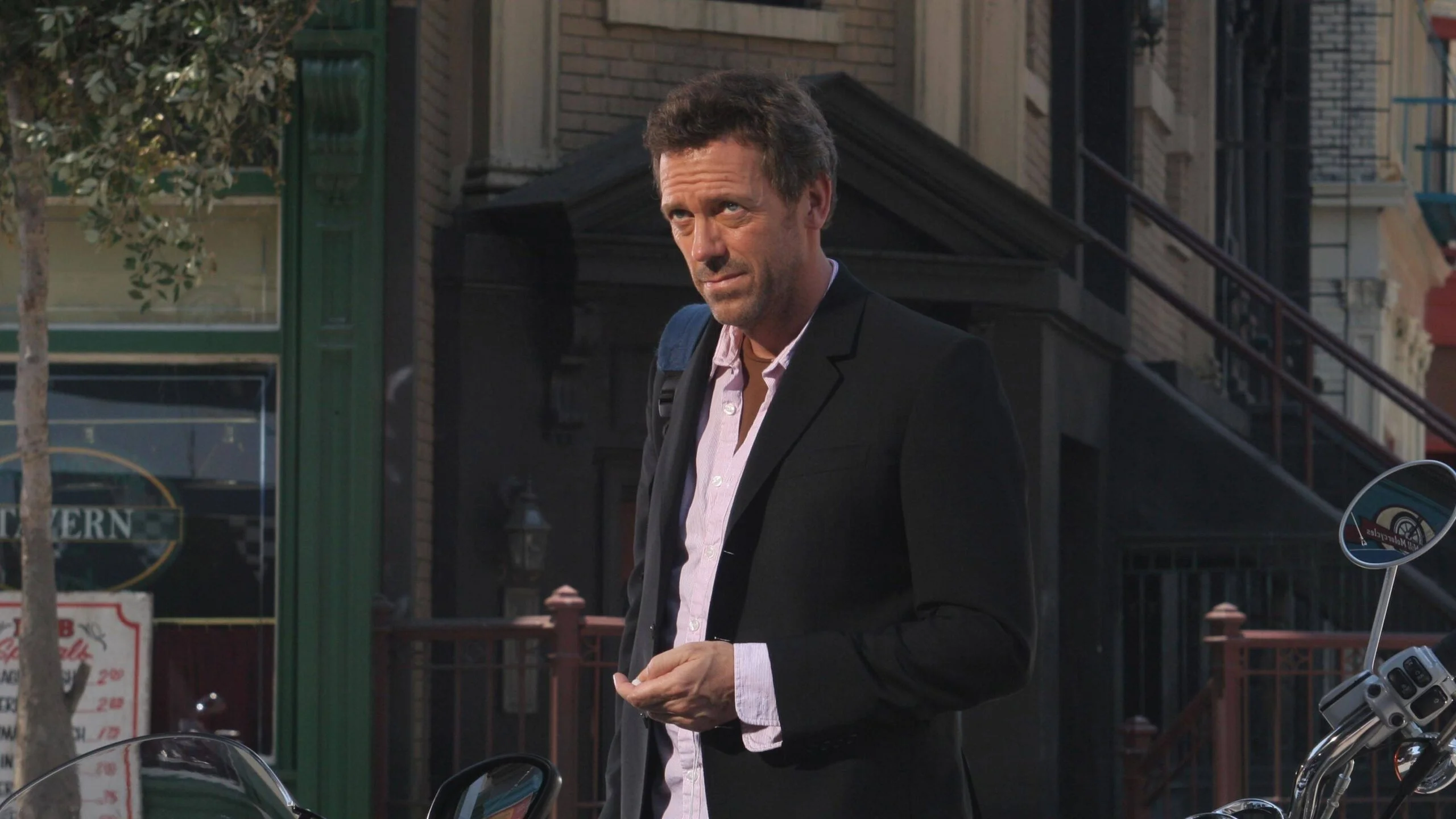 Dr. House: 2×2 – Neviditelný nádor