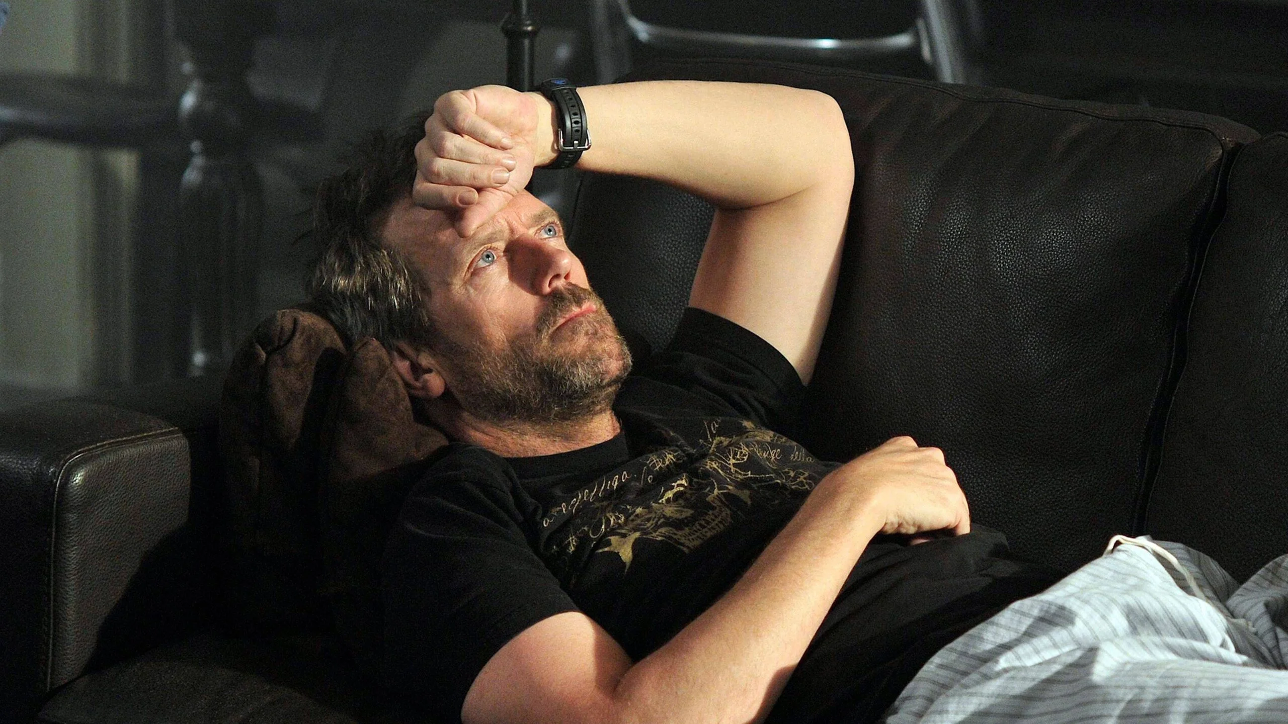 Dr. House: 5×23 – Pod kůží