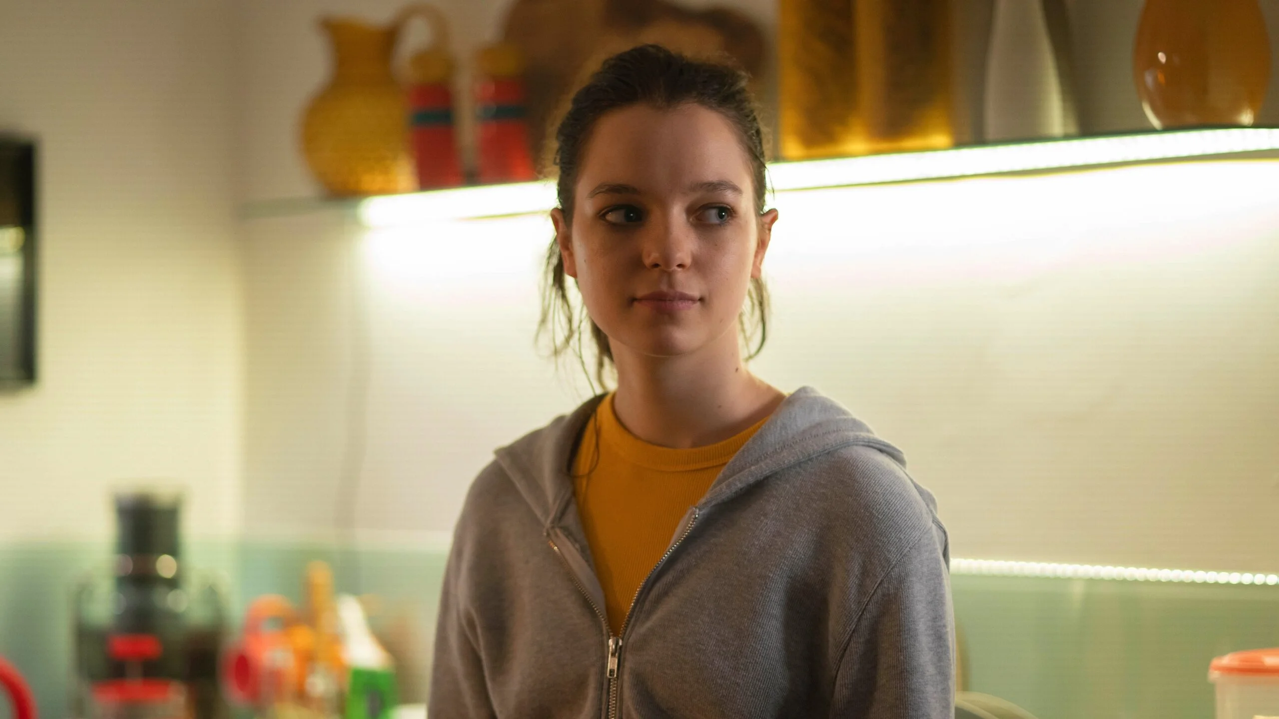 Hanna: 1×5 – Town