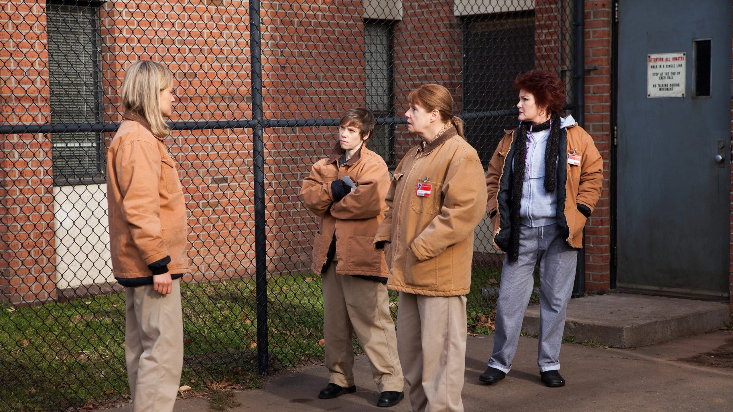 Holky za mřížemi – Orange Is the New Black: 1×5 – Slepice