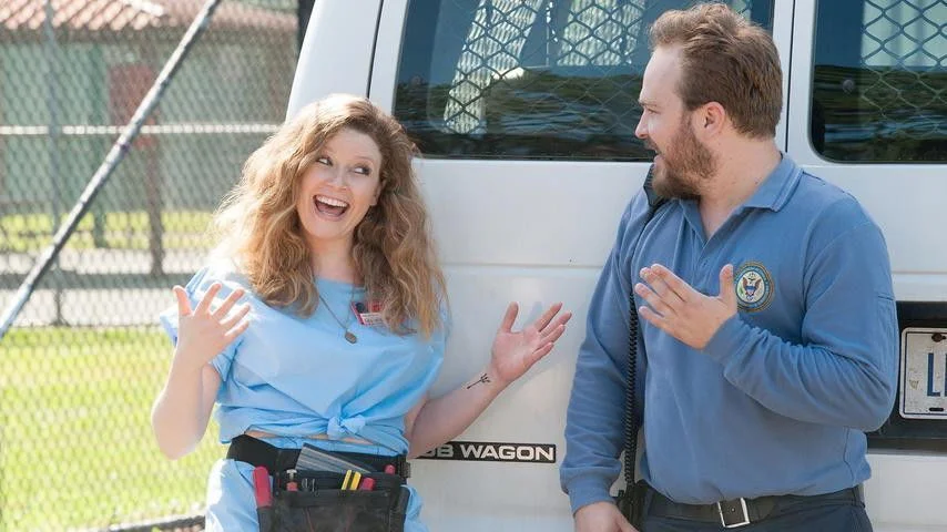 Holky za mřížemi – Orange Is the New Black: 3×2 – Štěnice postelní