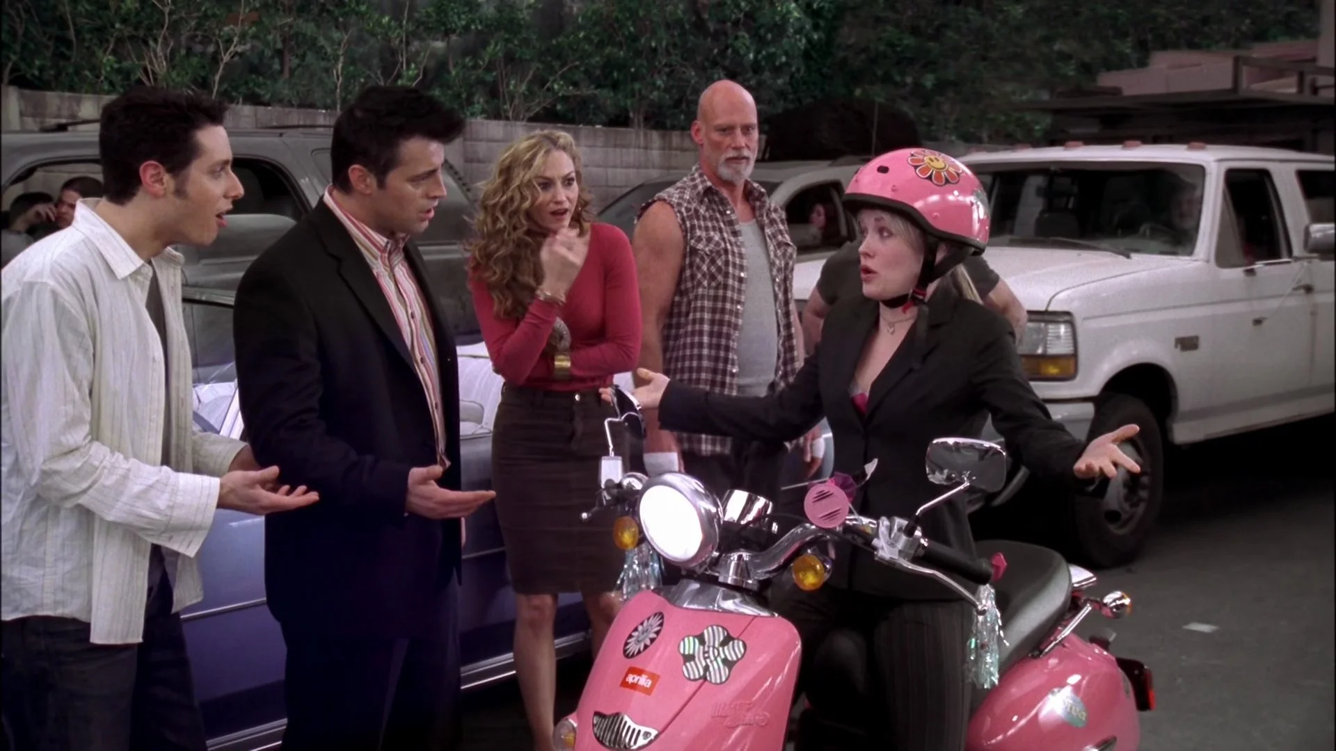 Joey: 1×16 – Joey a Tonight Show