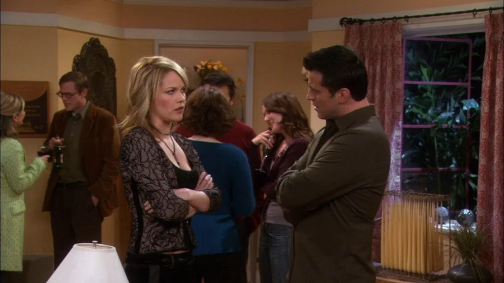 Joey: 2×16 – Joey a párty pro Alex