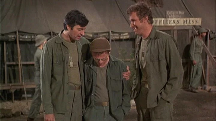 M*A*S*H: 1×14 – Love Story