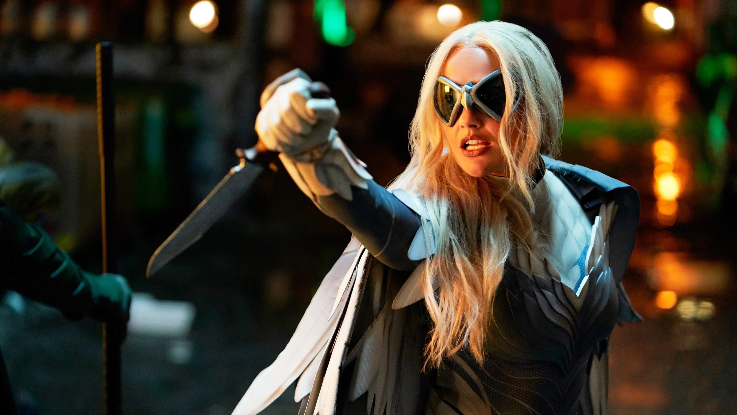 Titans: 1×2 – Hawk a Dove