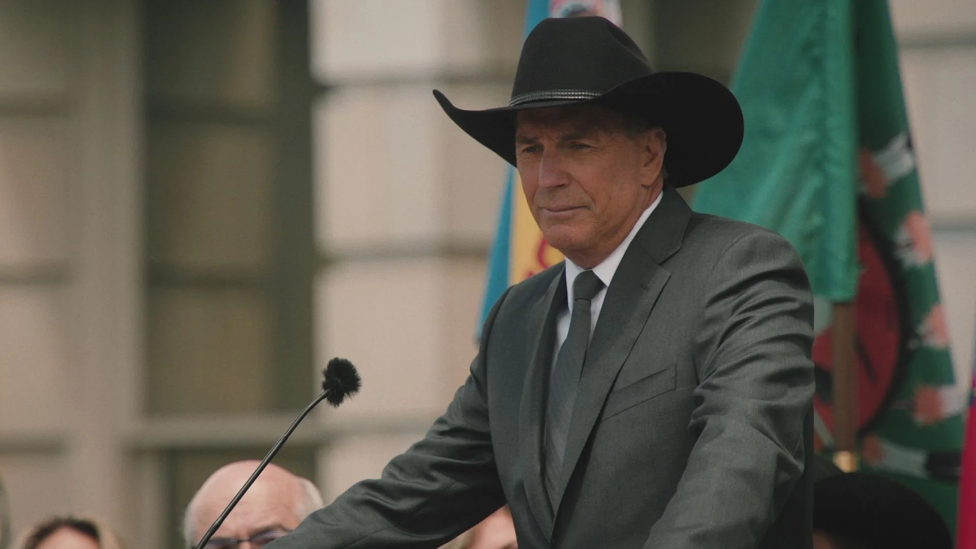 Yellowstone: 5×1 – Sto let je nic